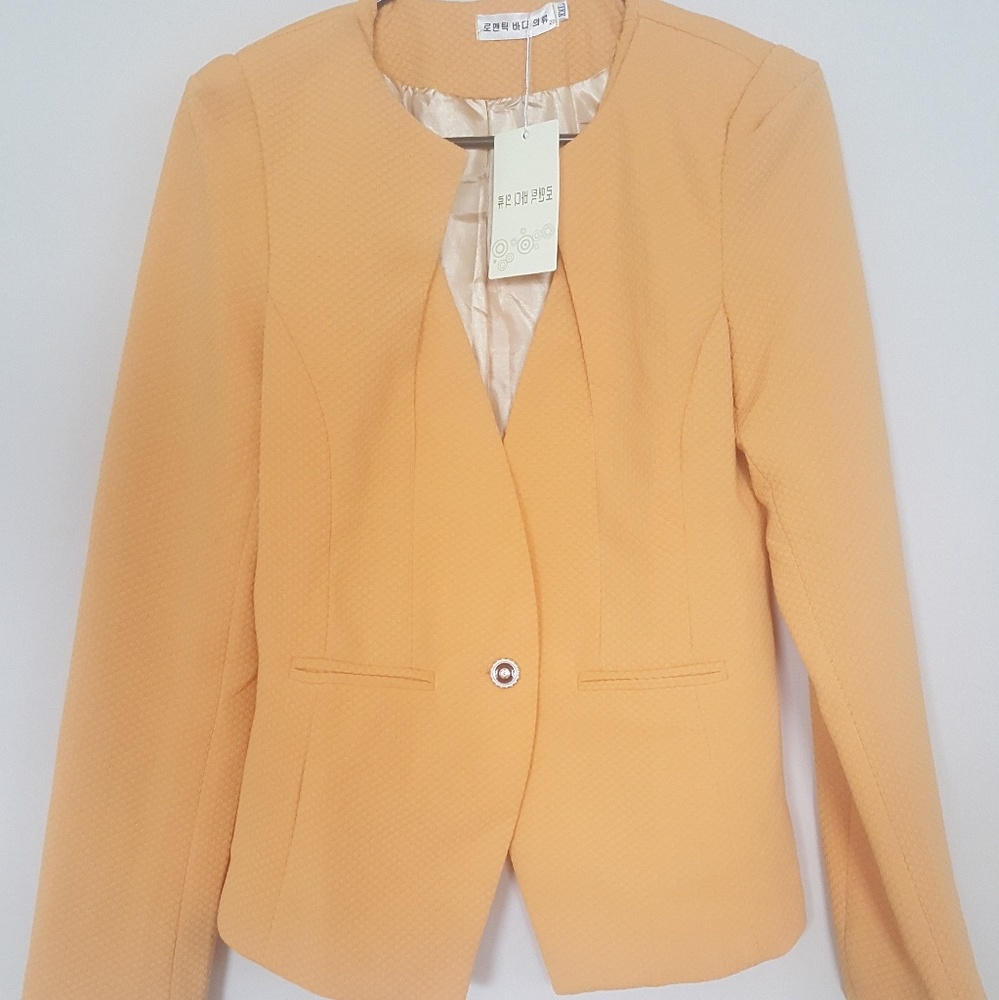 mustard blazer